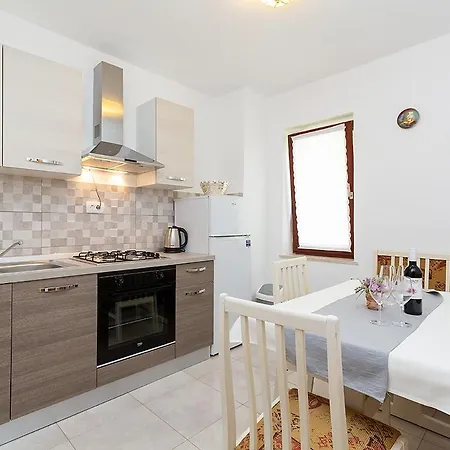 Eva Apartment *