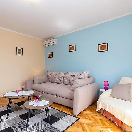 Eva Apartment