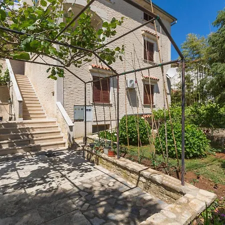 Apartamento Eva *