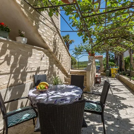 Eva Apartment