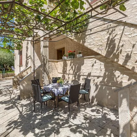 Eva Apartment Funtana